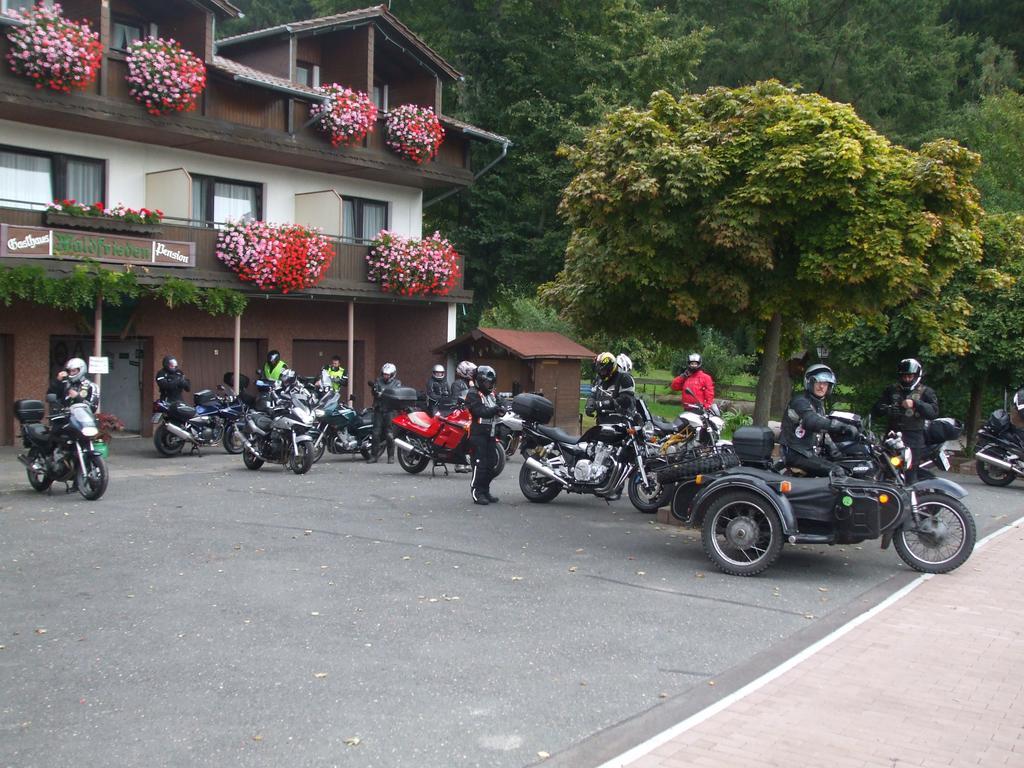 Landgasthof Waldfrieden Hotel Wildensee Buitenkant foto